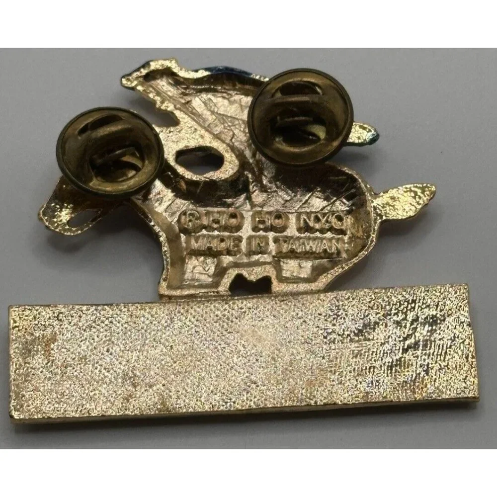 Lions Club Dallas Massachusetts Paul Revere Horse Vintage Tack Pin‎